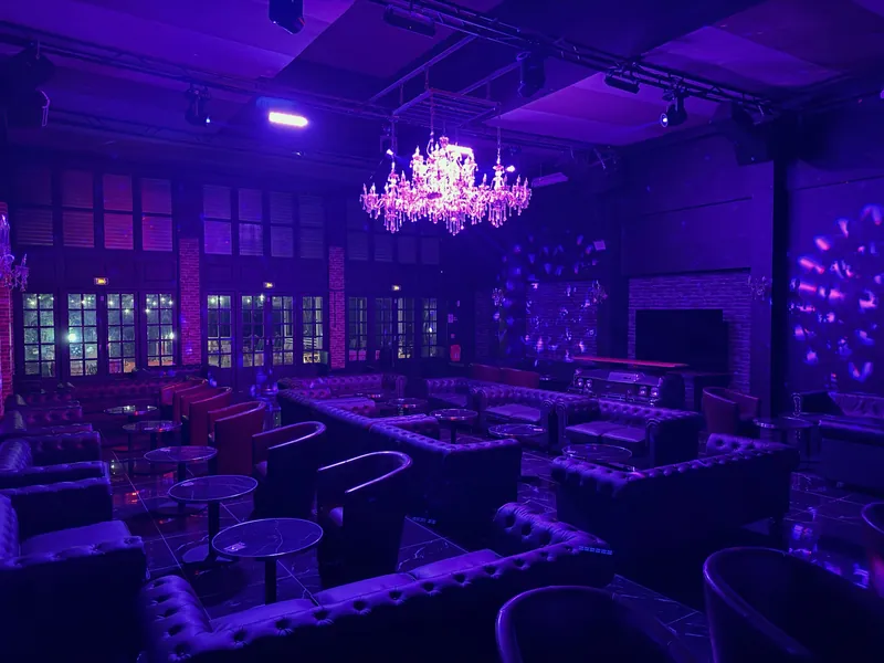 Élysée Lounge au Maya, Champigny-sur-Marne